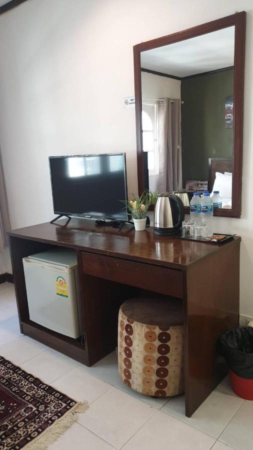 Zen Sukhumvit33 Hotel Bangkok Esterno foto